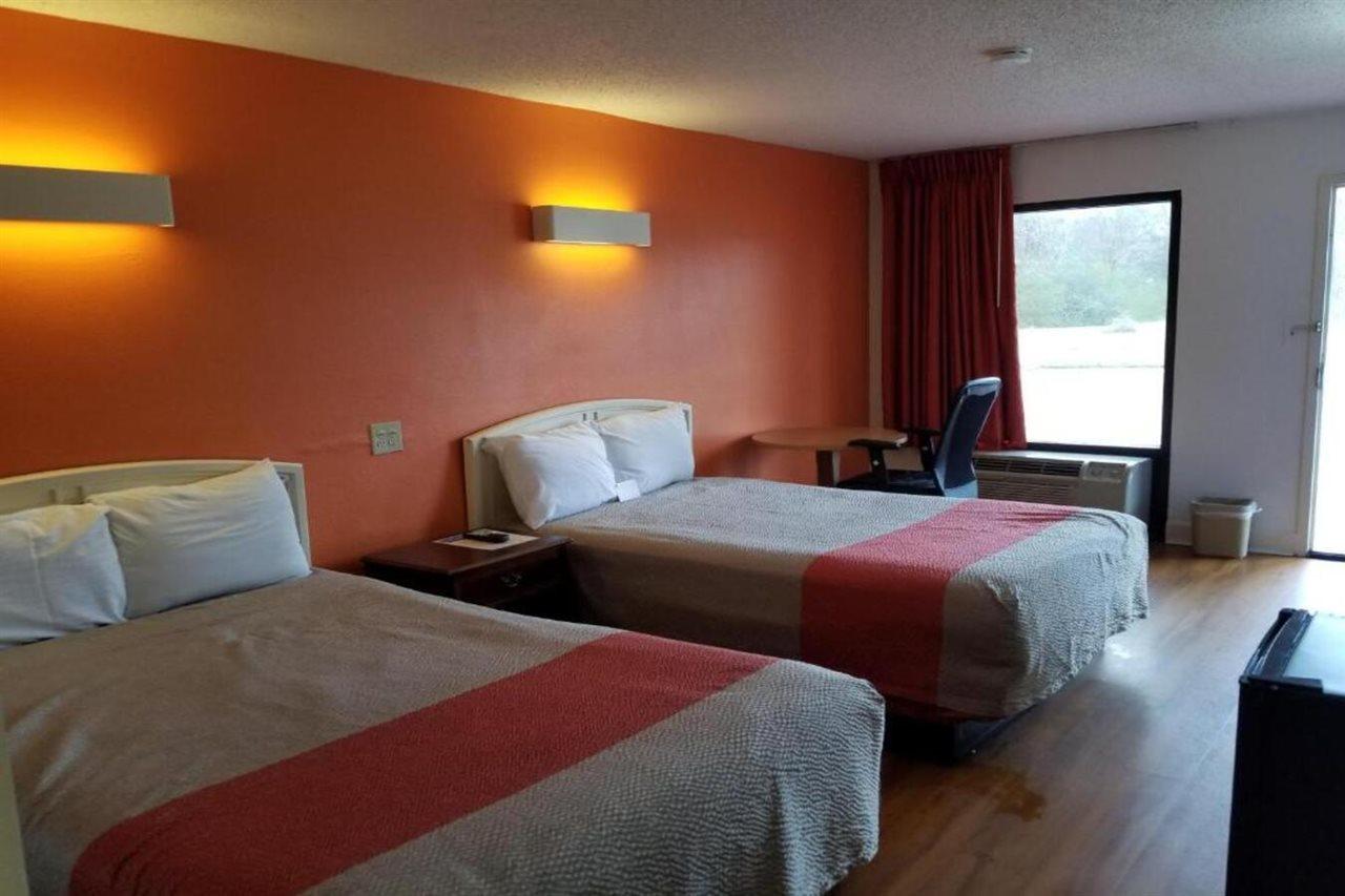 Hotel 6-memphis, Tn - East Memphis