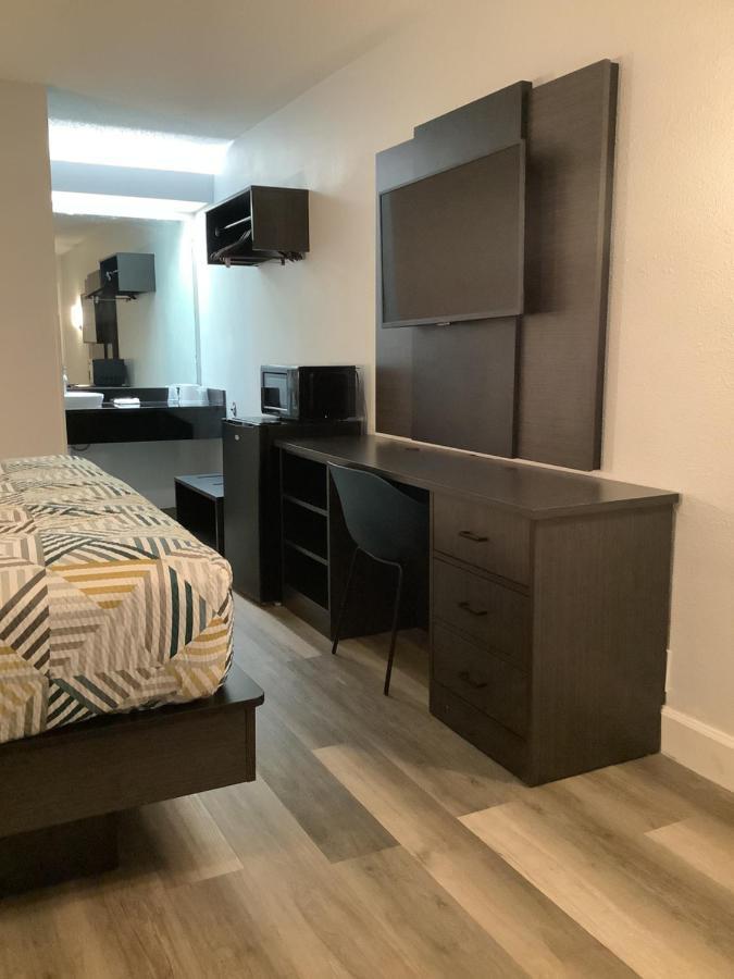 Hotel 6-memphis, Tn - East Memphis